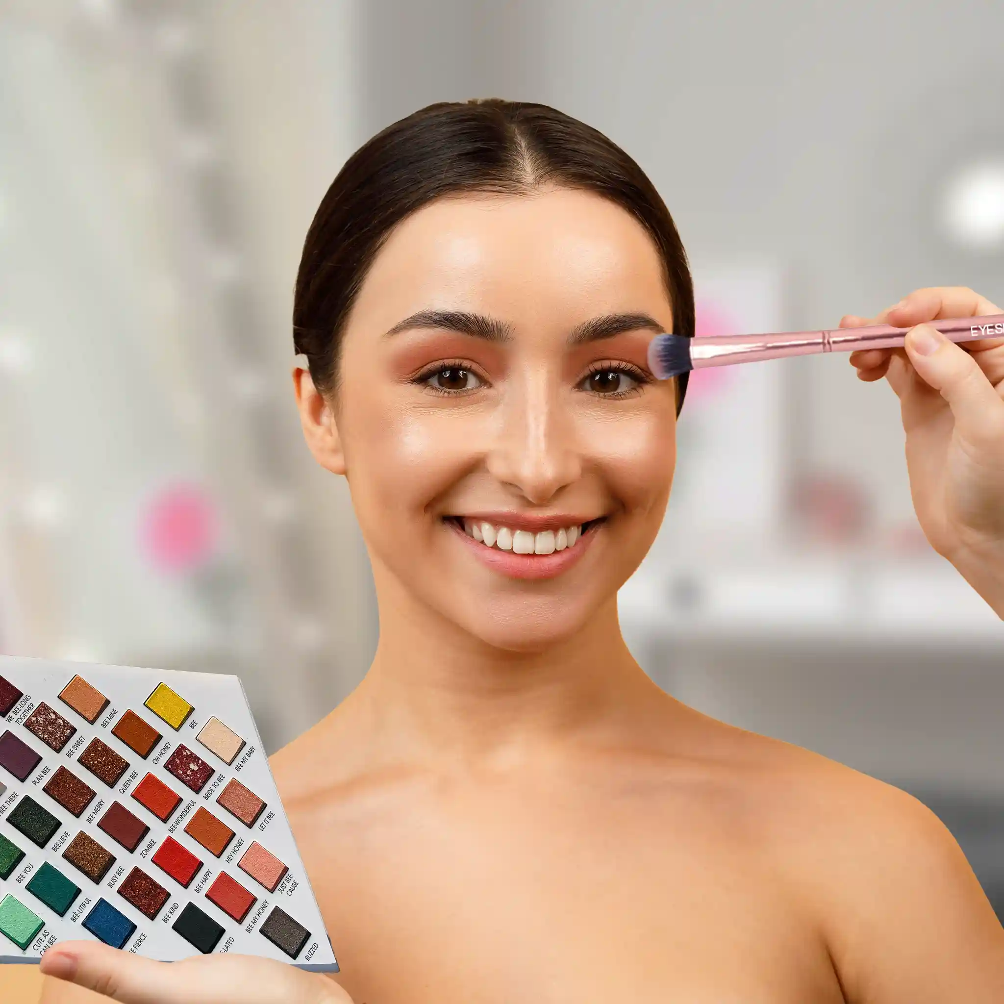 Honey Bee Eyeshadow palette - Image 10