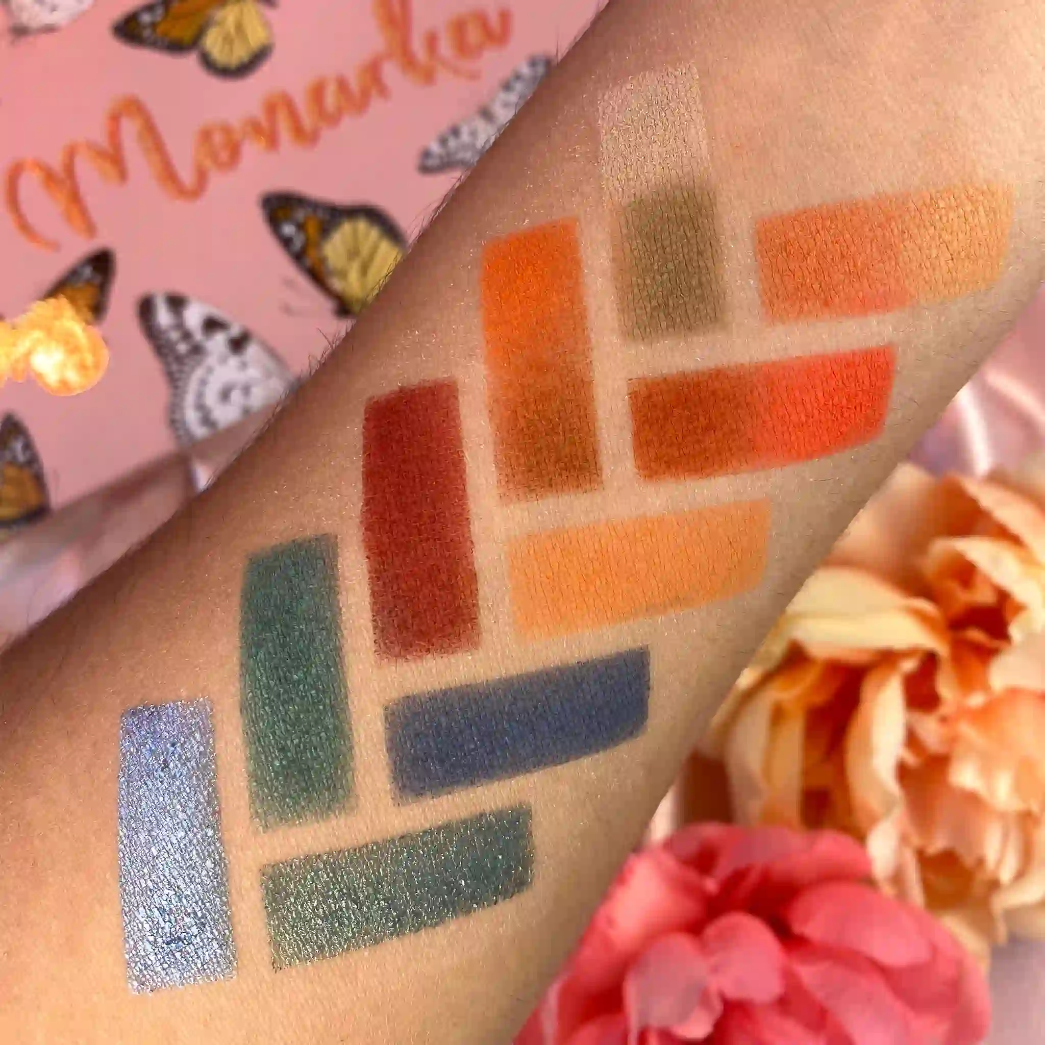 Monarka Eye Shadow Palette - Image 11