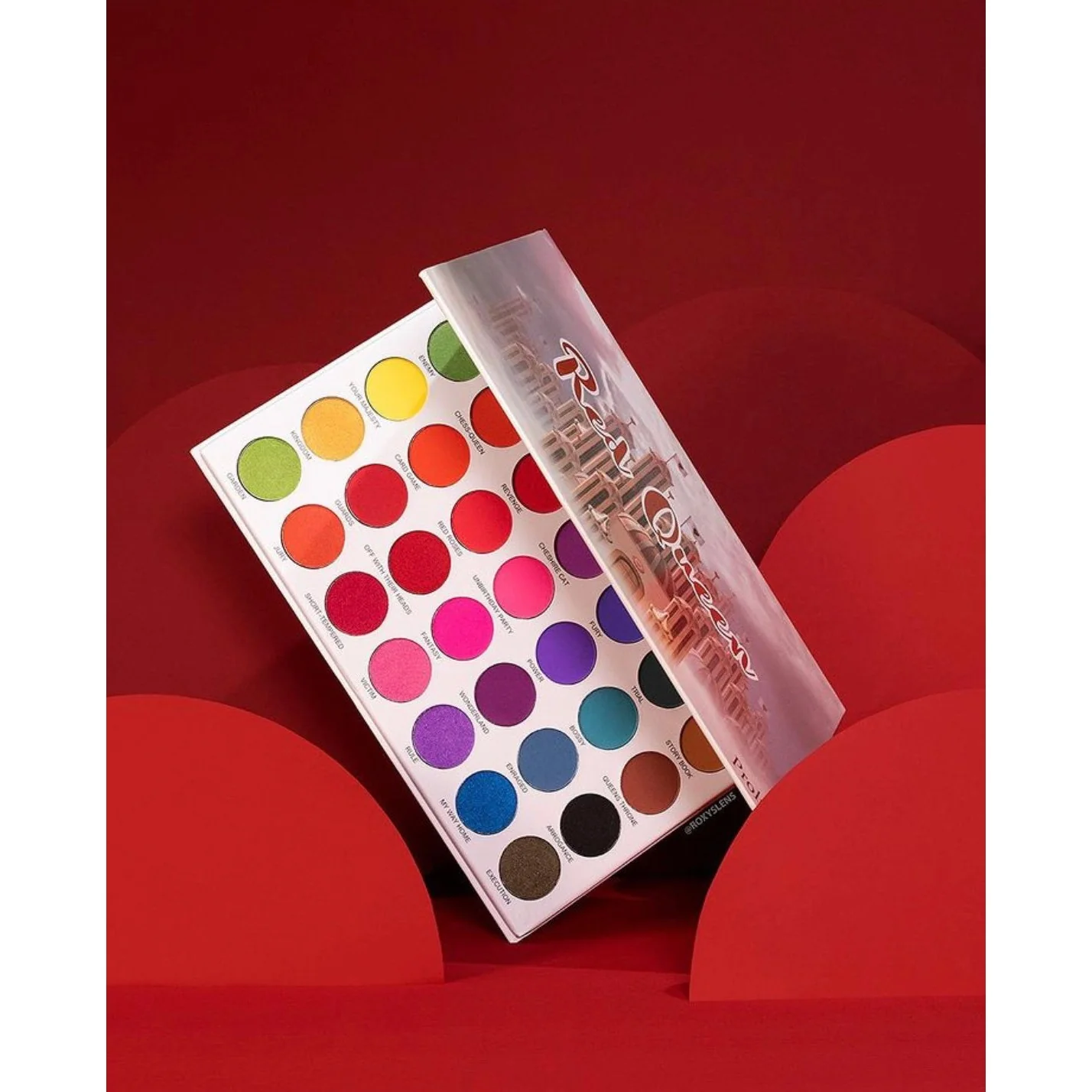 Red Queen Eyeshadow Palette - Image 3