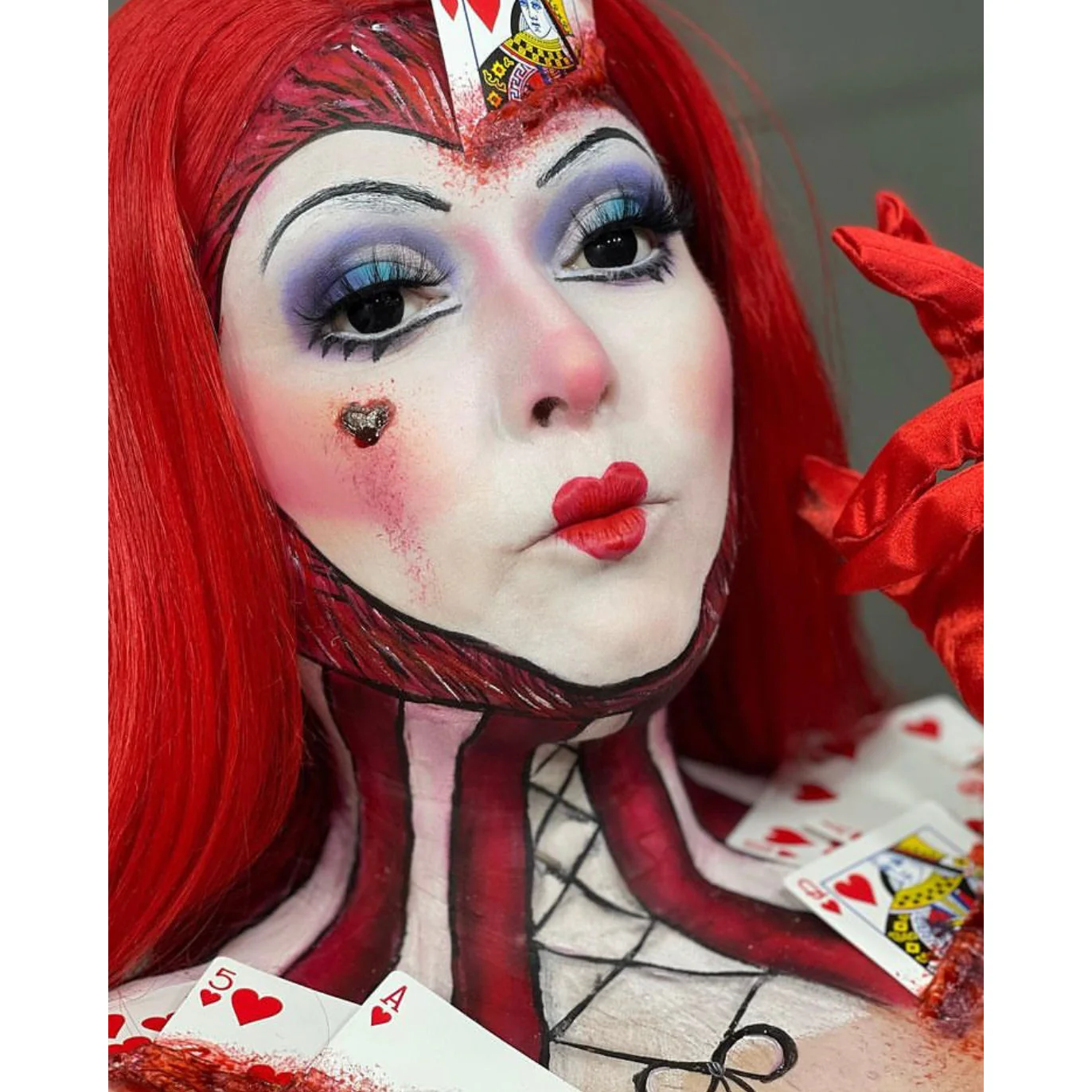 Red Queen Eyeshadow Palette - Image 6