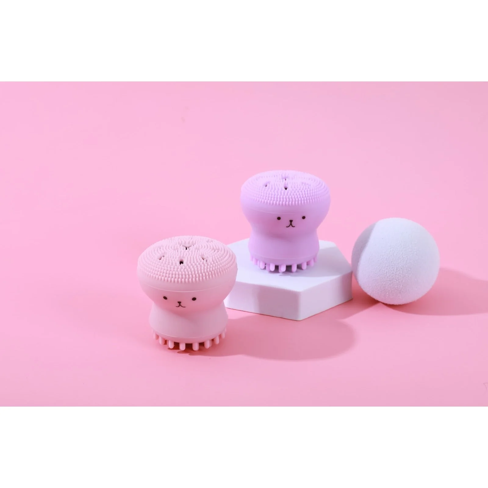 Exfoliating Face Sponge - Image 10