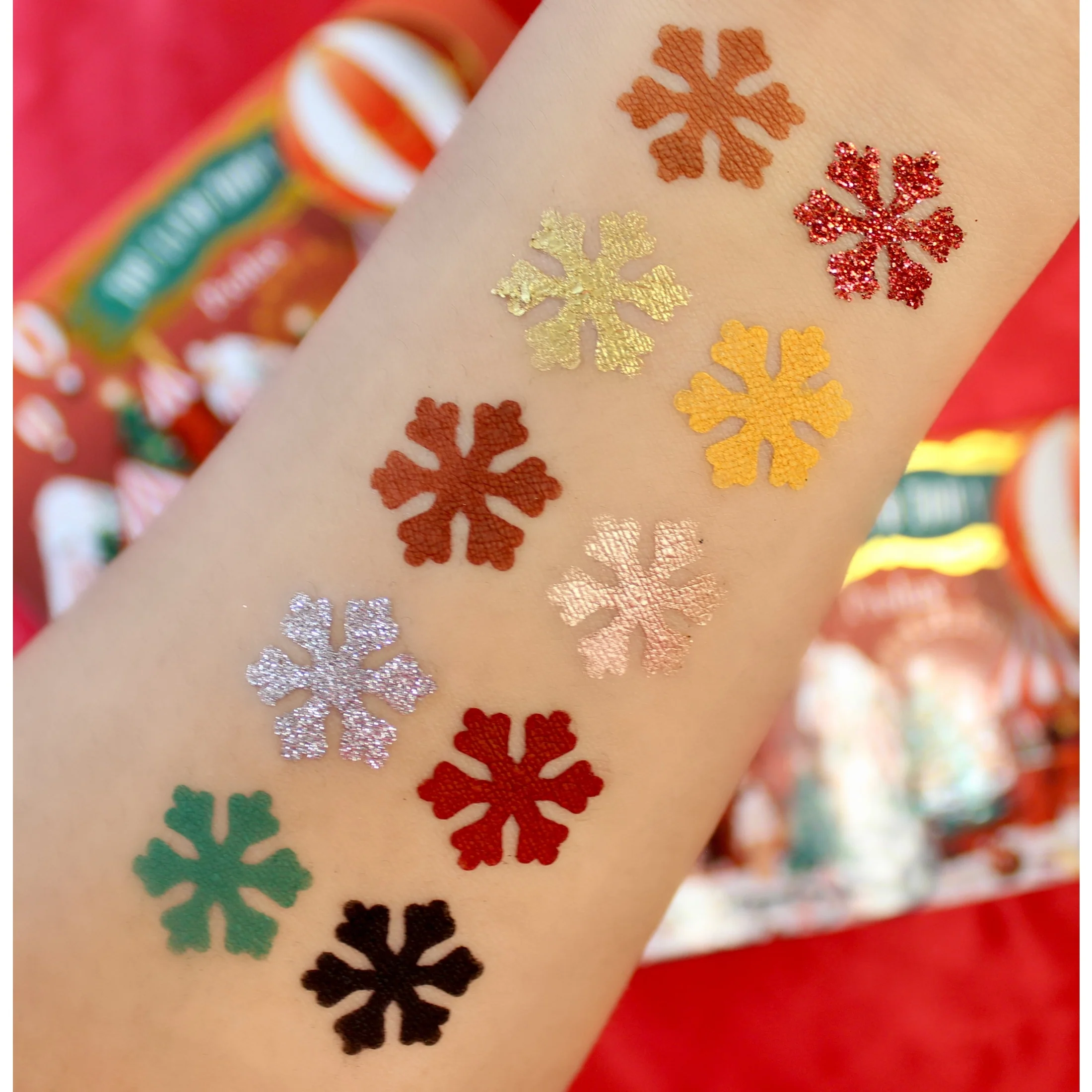 Toy Land Town Eyeshadow Palette - Image 5