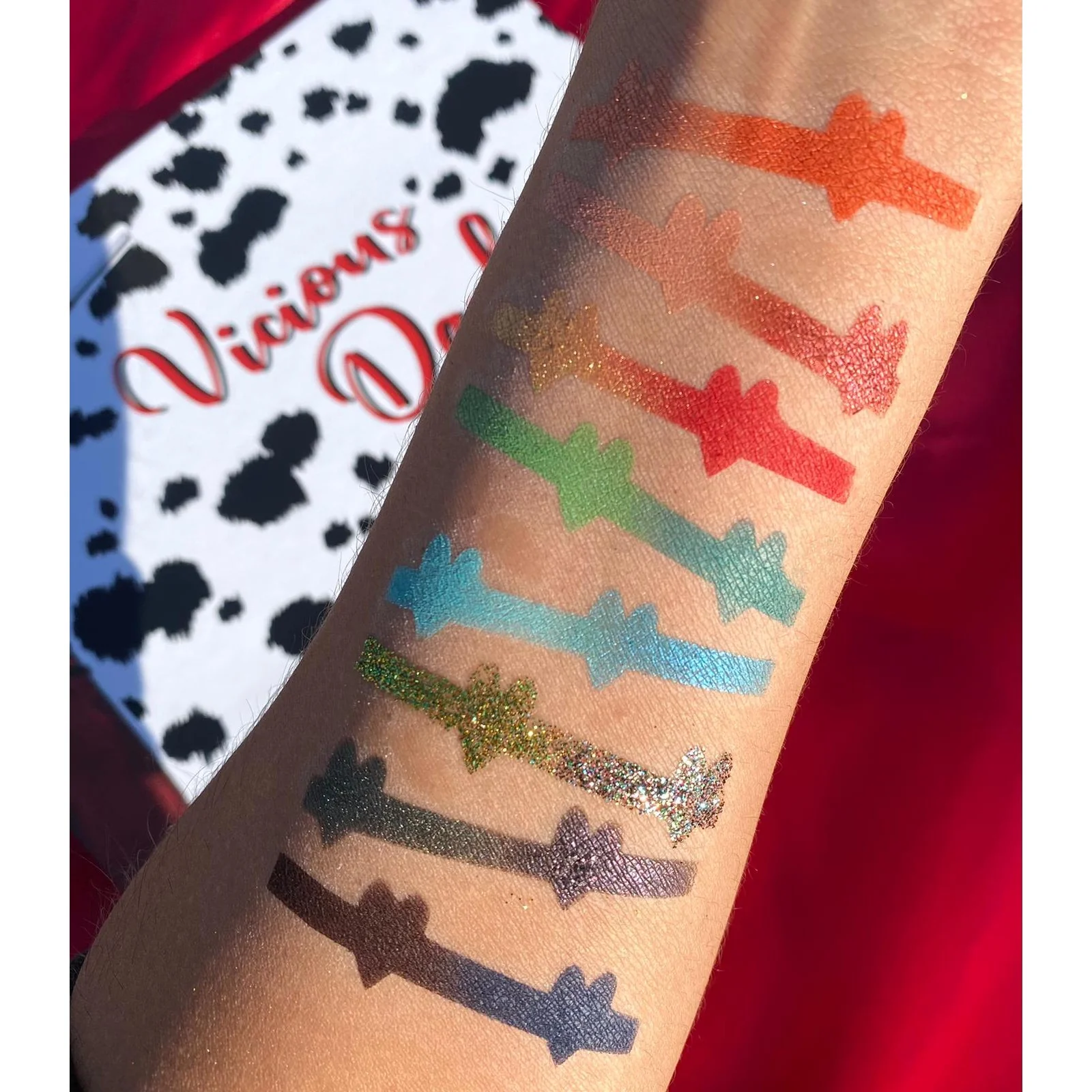 Vicious Darling Eyeshadow Palette - Image 3